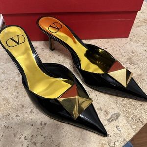 Valentino One Stud Mules